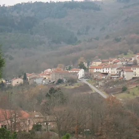 La Roche Peregrine Tatil Evi