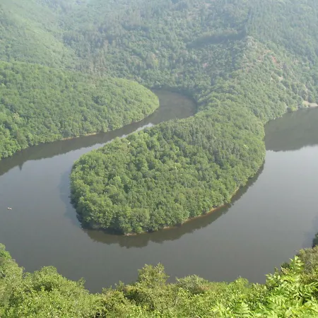 La Roche Peregrine Dom wakacyjny