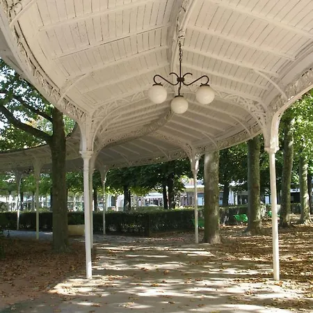 Dom wakacyjny La Roche Peregrine Châtel-Guyon