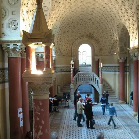 La Roche Peregrine Tatil Evi *