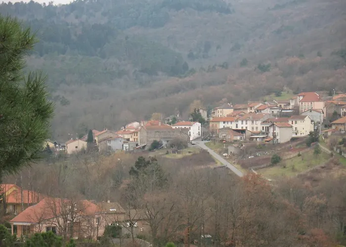 La Roche Peregrine Semesterbostad