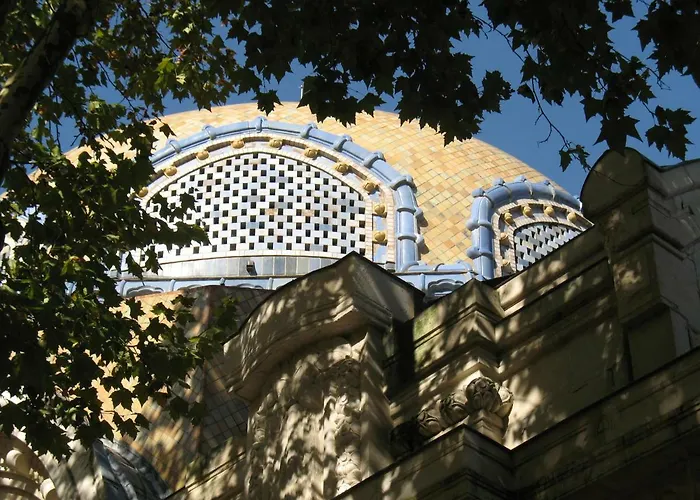 La Roche Peregrine Semesterbostad